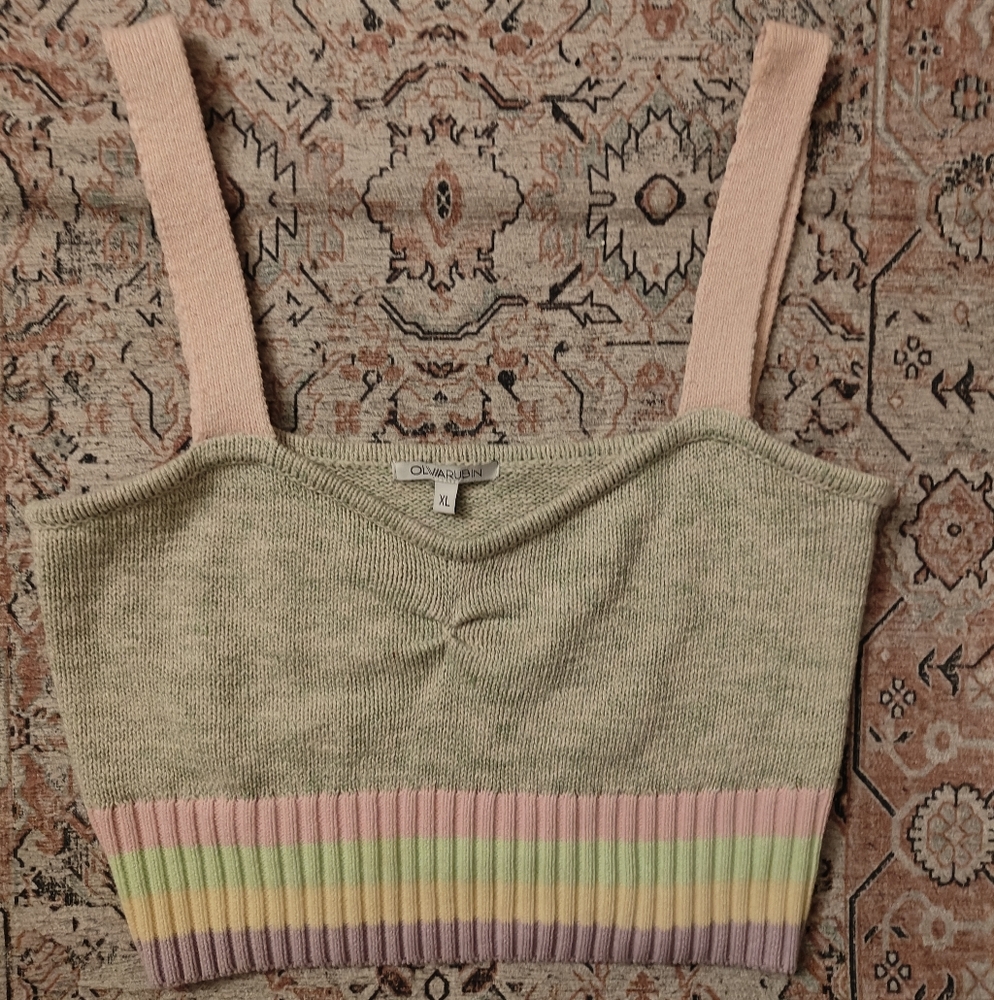 Olivia Ruben Crop Top‎